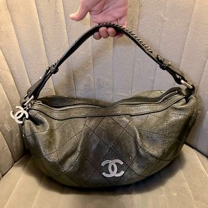 Auth CHANEL Linge Hobo Bag purse large black quilted caviar leather authentic